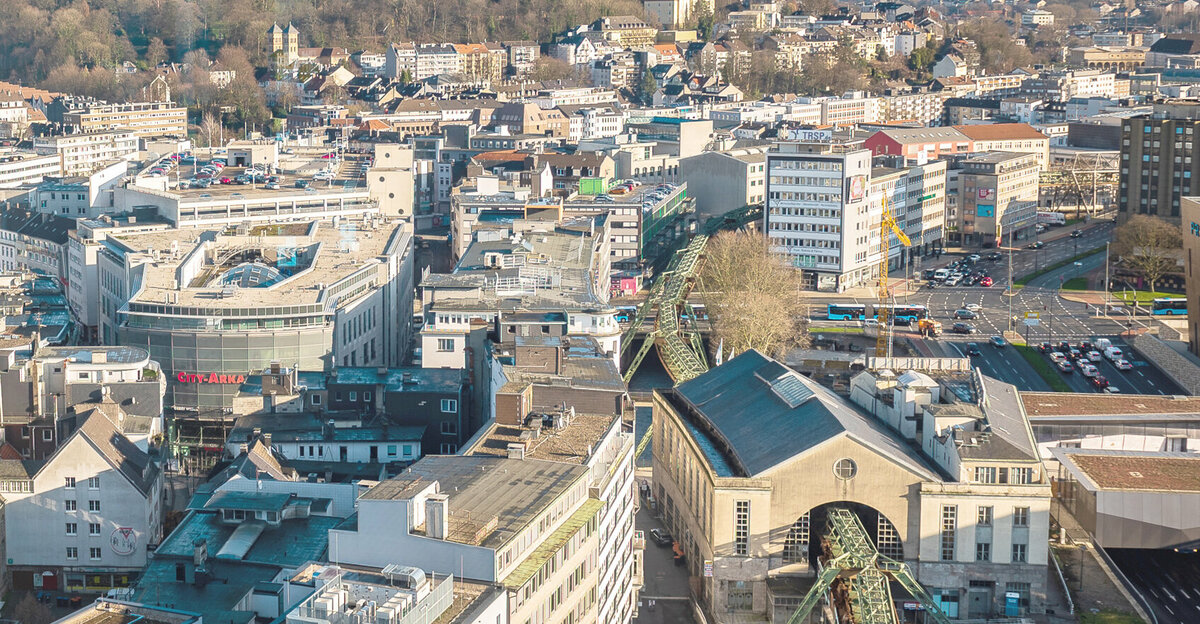 Zentrum für gute Taten-Blick-uber-Wuppertal-Foto-Markus-Quabach